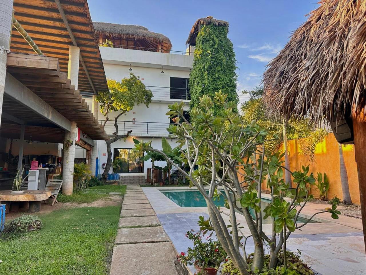 Brisas de Zicatela Surfnest Tamarindos 호스텔 외부 사진